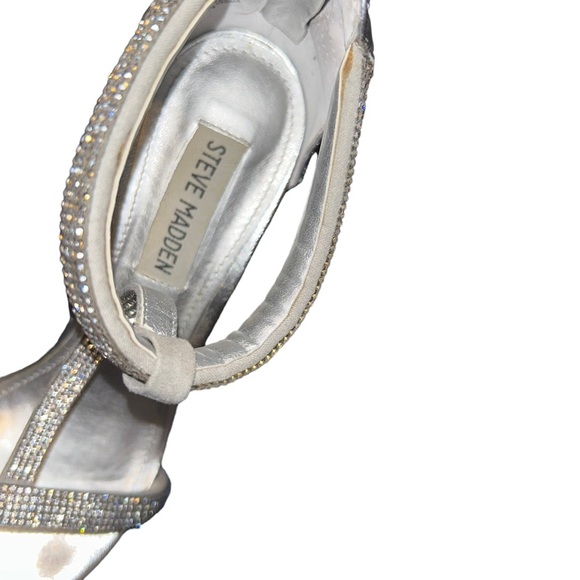 Steve Madden Faylinn Silver rhinestone heels stiletto 7M prom formal t strap - Picture 2 of 6
